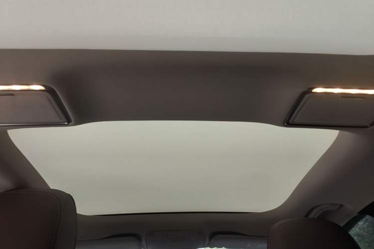 Used Mercedes-Benz E-Class 2020 Restyled E 300 L Sporty and Stylish Edition Headliner