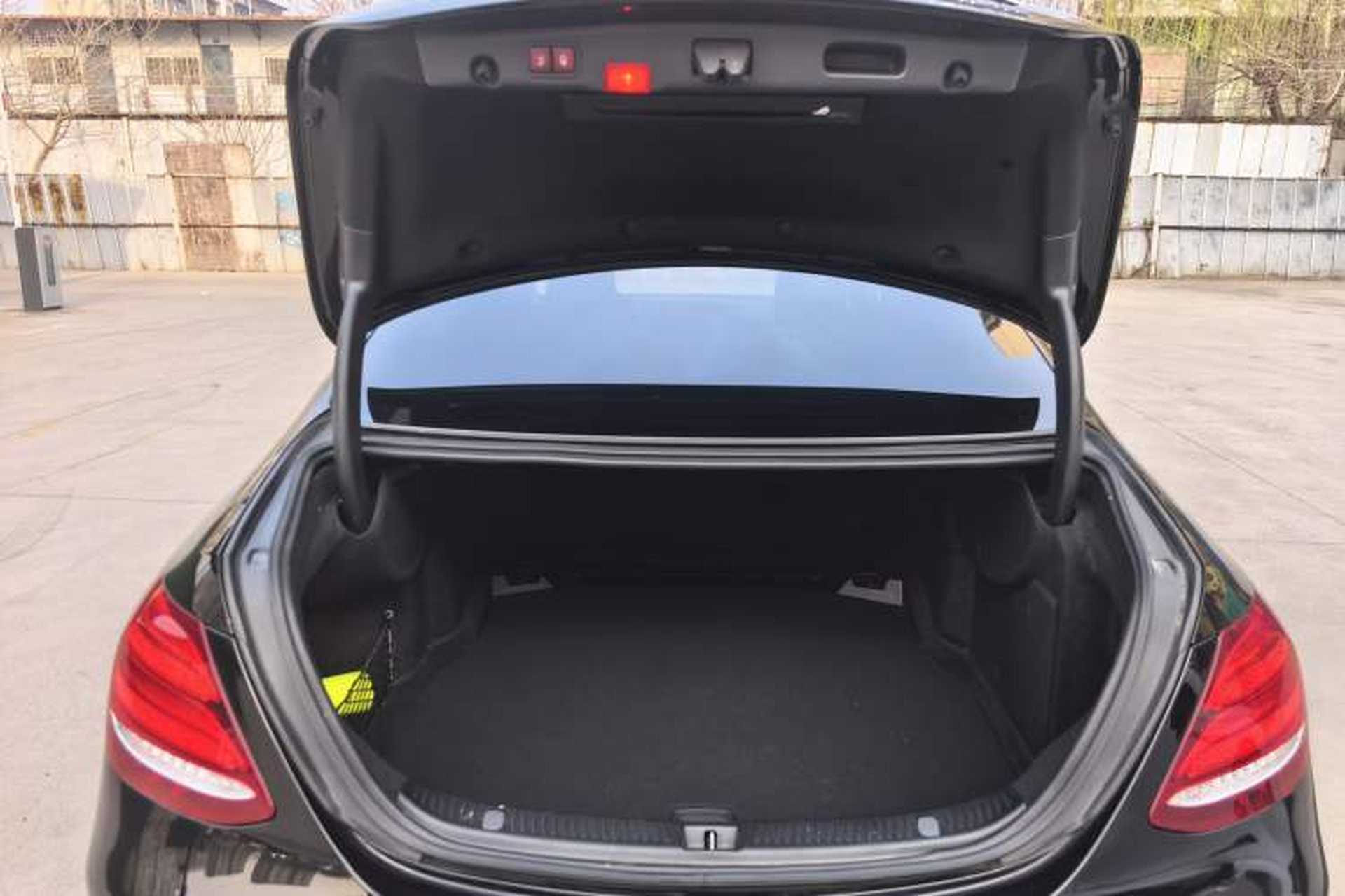 Used Mercedes-Benz E-Class 2020 E 300 L Sporty and Stylish Model Headliner