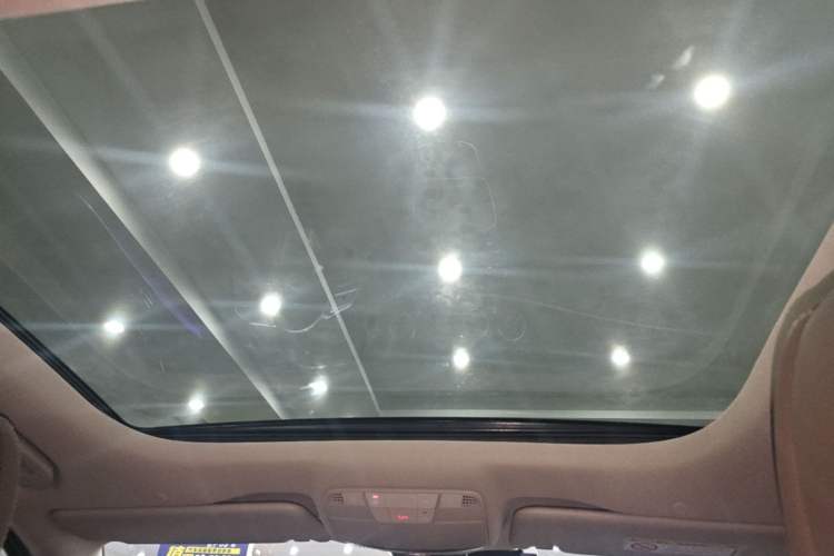 Used Mercedes-Benz E-Class 2020 Restyled E 300 L Sporty and Stylish Edition Headliner