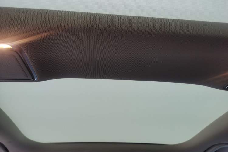 Used Mercedes-Benz E-Class 2020 Facelift E 260 L Sport Edition Headliner