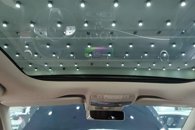 Used Mercedes-Benz E-Class 2020 Restyled E 300 L Sport Exclusive Edition Headliner