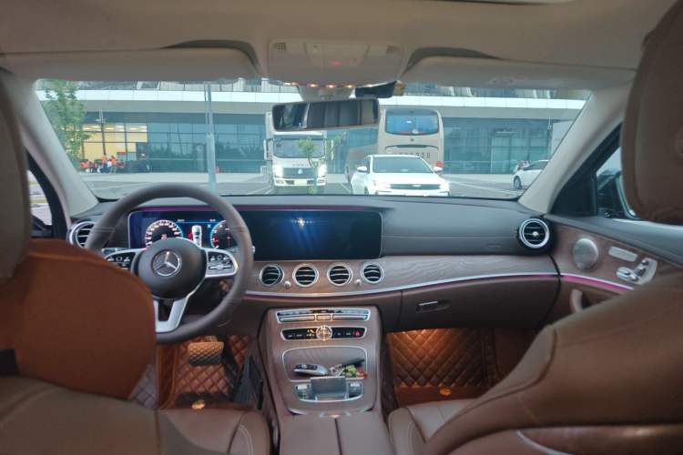 Used Mercedes-Benz E-Class 2020 E 300 L Stylish Model Headliner