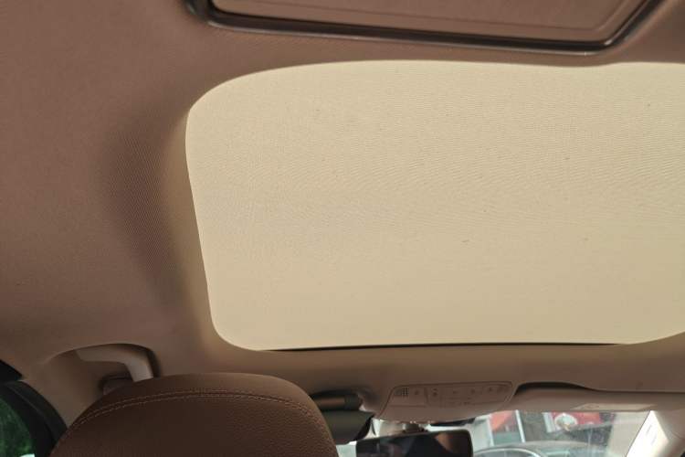 Used Mercedes-Benz E-Class 2020 Restyled E 300 L Sporty and Stylish Edition Headliner