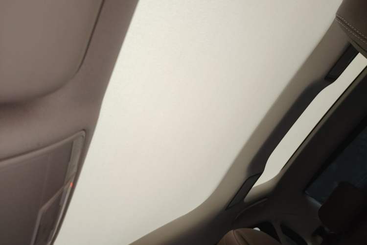 Used Mercedes-Benz E-Class 2020 Restyled E 300 L Sport Exclusive Edition Headliner