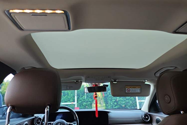 Used Mercedes-Benz E-Class 2020 Facelift E 300 L Stylish Edition Headliner