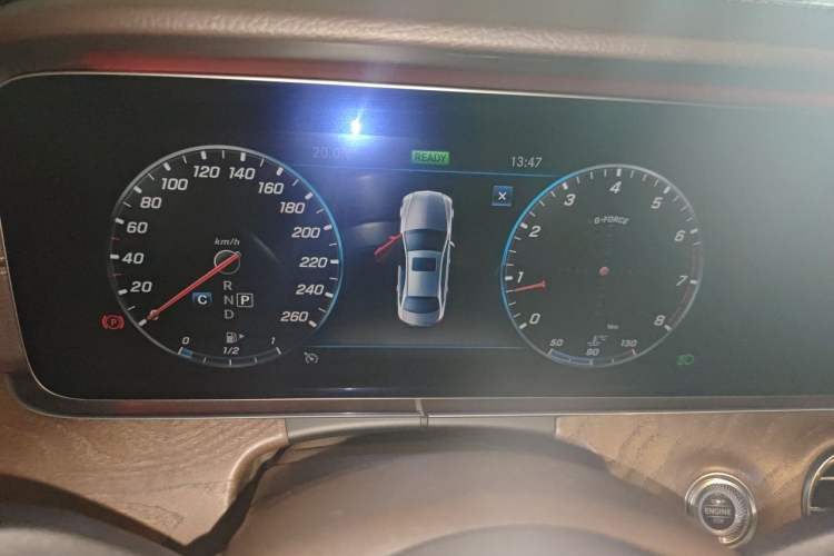 Used Mercedes-Benz E-Class 2020 E 260 L 4MATIC Instrument Cluster
