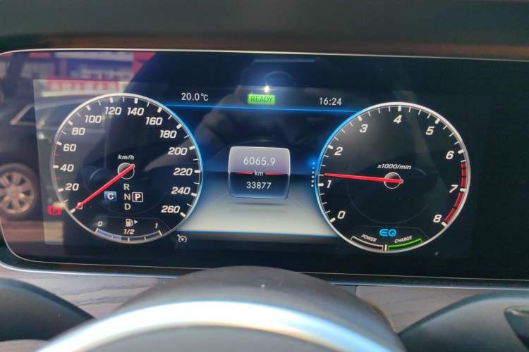 Used Mercedes-Benz E-Class 2020 Facelift E 260 L Instrument Cluster