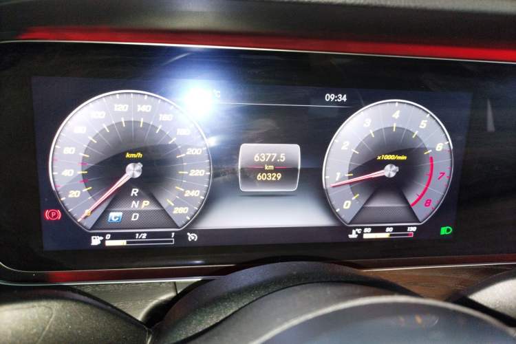 Used Mercedes-Benz E-Class 2020 E 300 L Sport Luxury Edition Instrument Cluster