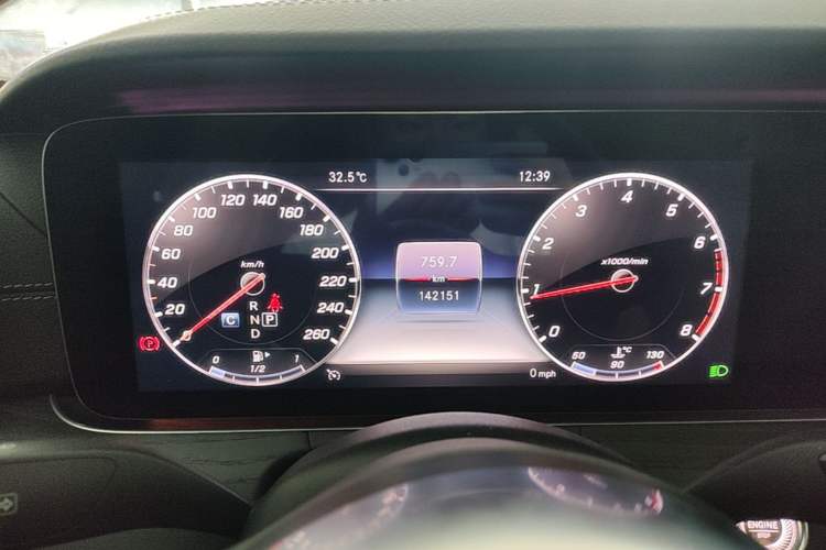 Used Mercedes-Benz E-Class 2020 Restyled E 300 L Sport Exclusive Edition Instrument Cluster