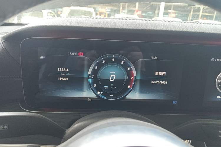 Used Mercedes-Benz E-Class 2020 Restyled E 300 L Sporty and Stylish Edition Instrument Cluster