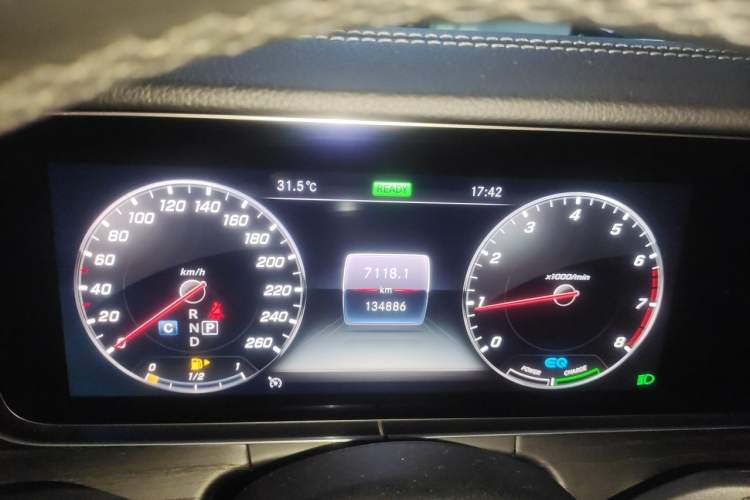 Used Mercedes-Benz E-Class 2020 Facelift E 260 L Sport Edition Instrument Cluster