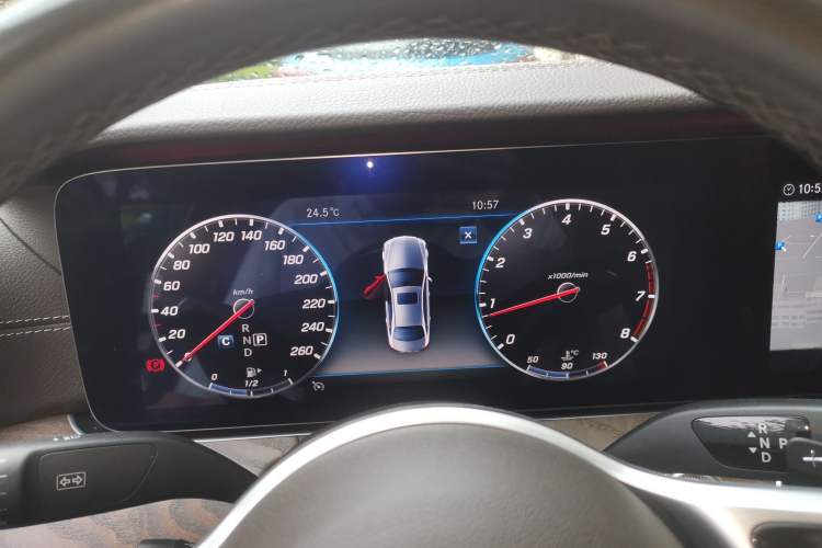 Used Mercedes-Benz E-Class 2020 Restyled E 300 L Exclusive Edition Instrument Cluster