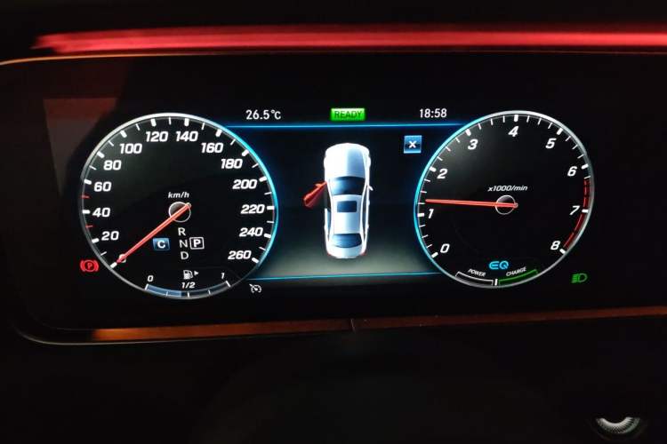 Used Mercedes-Benz E-Class 2020 E 260 L Sport Edition Instrument Cluster