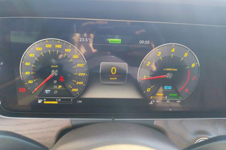Used Mercedes-Benz E-Class 2020 E 260 L 4MATIC Instrument Cluster