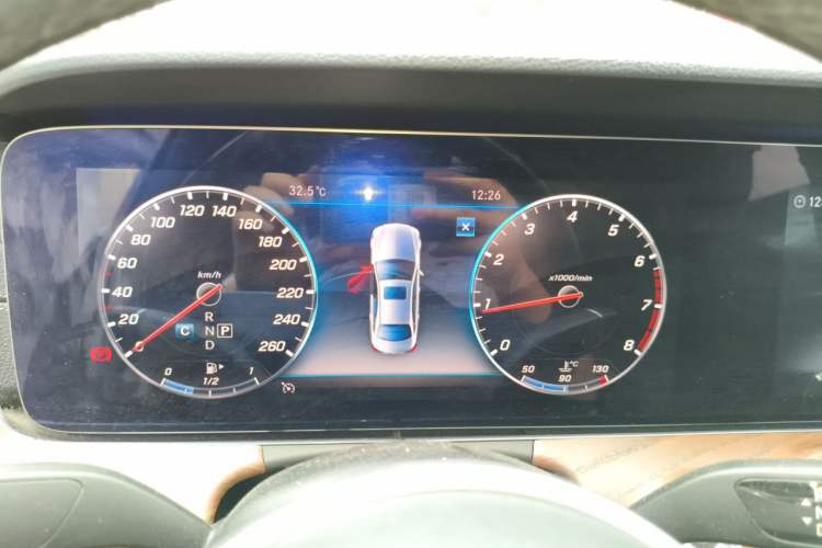 Used Mercedes-Benz E-Class 2020 E 300 L Stylish Model Instrument Cluster