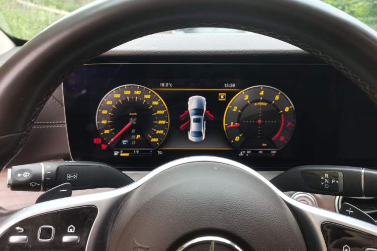Used Mercedes-Benz E-Class 2020 E 300 L Stylish Model Instrument Cluster