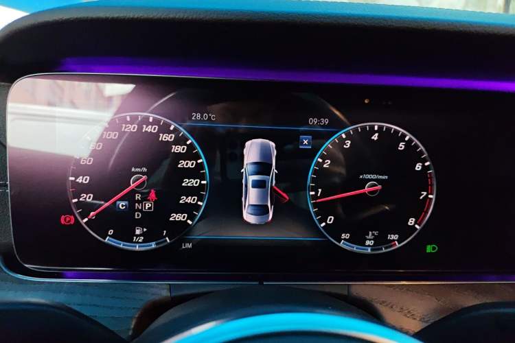 Used Mercedes-Benz E-Class 2020 Restyled E 300 L Exclusive Edition Instrument Cluster