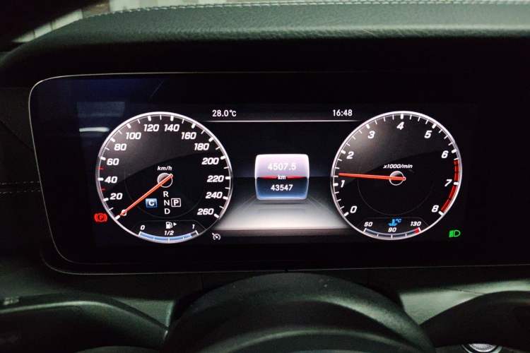 Used Mercedes-Benz E-Class 2020 Restyled E 300 L Sporty and Stylish Edition Instrument Cluster
