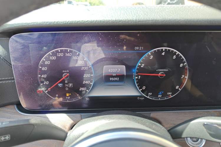 Used Mercedes-Benz E-Class 2020 E 300 L Stylish Model Instrument Cluster