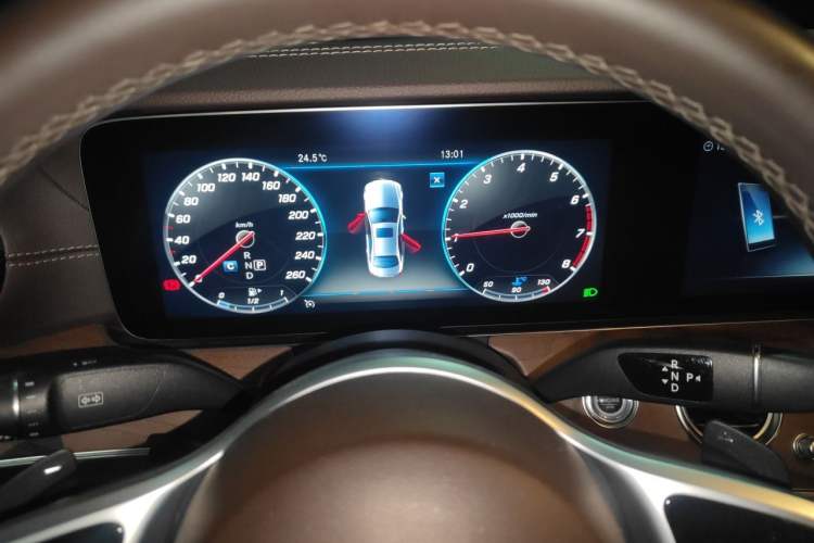 Used Mercedes-Benz E-Class 2020 Restyled E 300 L Exclusive Edition Instrument Cluster