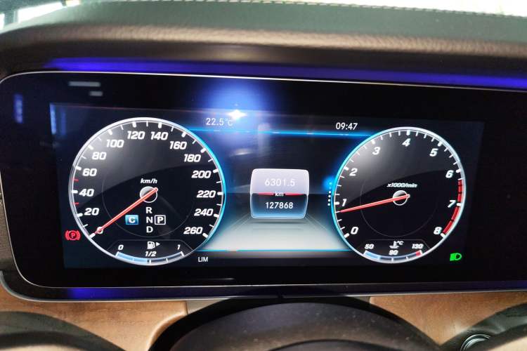 Used Mercedes-Benz E-Class 2020 E 300 L Stylish Model Instrument Cluster