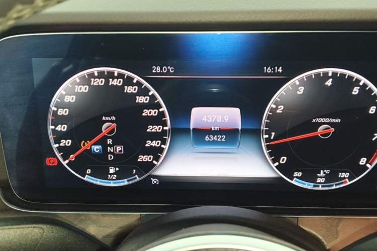 Used Mercedes-Benz E-Class 2020 Restyled E 300 L Exclusive Edition Instrument Cluster