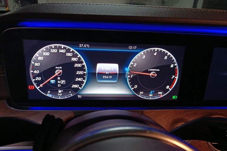 Used Mercedes-Benz E-Class 2020 Restyled E 300 L Exclusive Edition Instrument Cluster