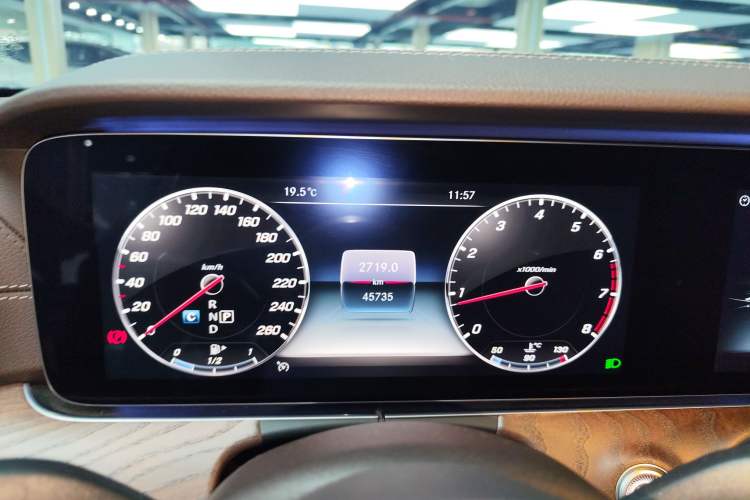 Used Mercedes-Benz E-Class 2020 E 300 L Luxury Model Instrument Cluster