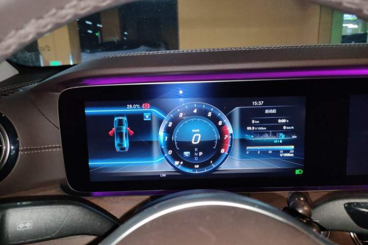 Used Mercedes-Benz E-Class 2020 Restyled E 300 L Exclusive Edition Instrument Cluster