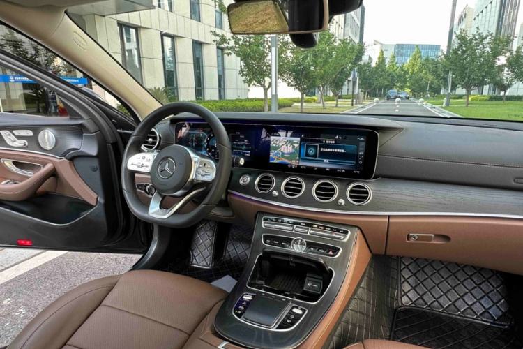Used Mercedes-Benz E-Class 2020 Restyled E 300 L Sport Exclusive Edition Interior 1