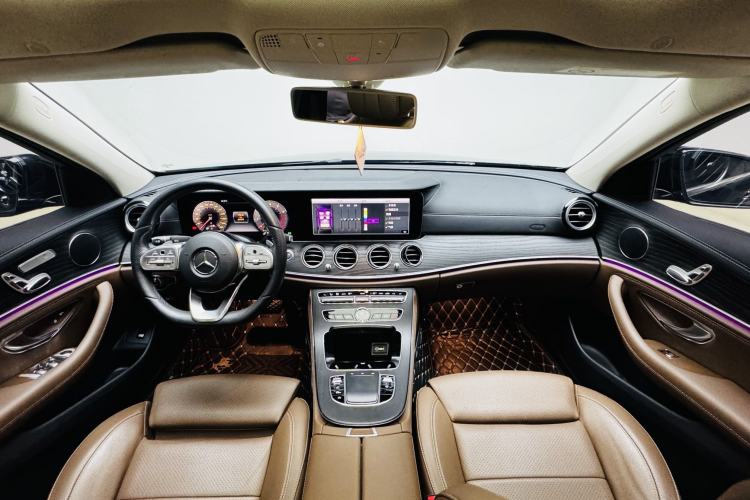 Used Mercedes-Benz E-Class 2020 Facelift E 260 L Sport Edition Interior 1