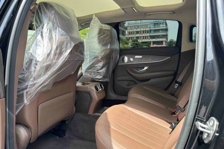 Used Mercedes-Benz E-Class 2020 E 300 L Stylish Model Interior 1