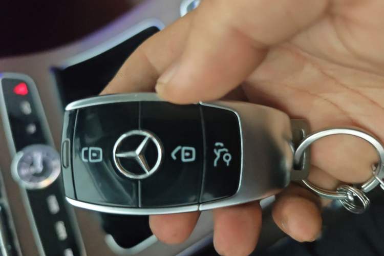 Used Mercedes-Benz E-Class 2020 E 300 L Stylish Model Interior 1