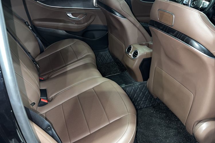 Used Mercedes-Benz E-Class 2020 Restyled E 300 L Sporty and Stylish Edition Interior 1