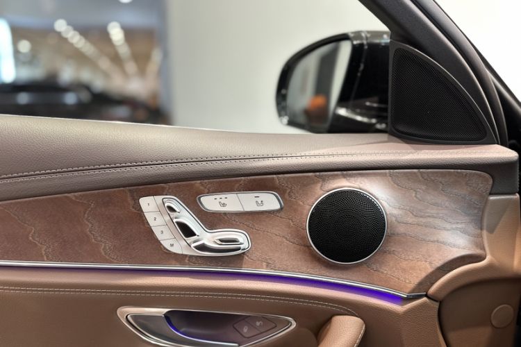 Used Mercedes-Benz E-Class 2020 Facelift E 300 L Stylish Edition Interior 1