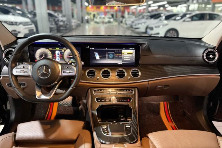 Used Mercedes-Benz E-Class 2020 Facelift E 260 L Sport Edition Interior 1
