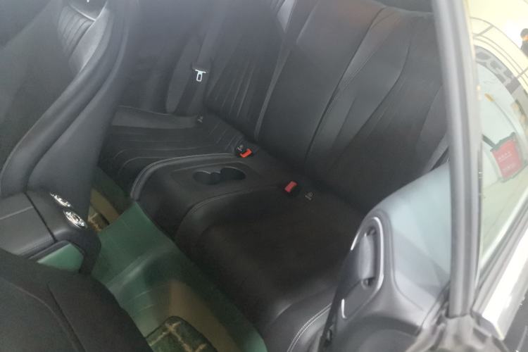 Used Mercedes-Benz E-Class 2020 E 260 Coupe Interior 1