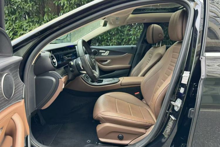 Used Mercedes-Benz E-Class 2020 E 300 L Sporty and Stylish Model Interior 1