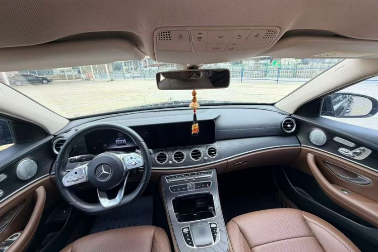 Used Mercedes-Benz E-Class 2020 E 300 L Sport Luxury Edition Interior 1