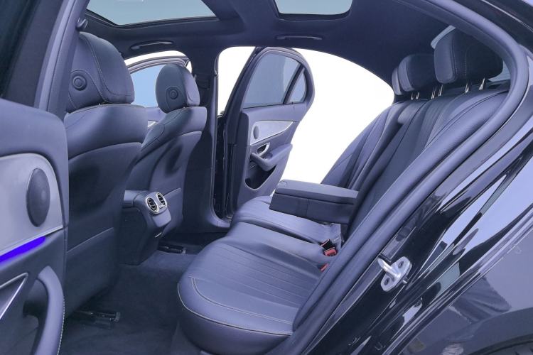 Used Mercedes-Benz E-Class 2020 E 260 Sport Edition 4MATIC Interior 1