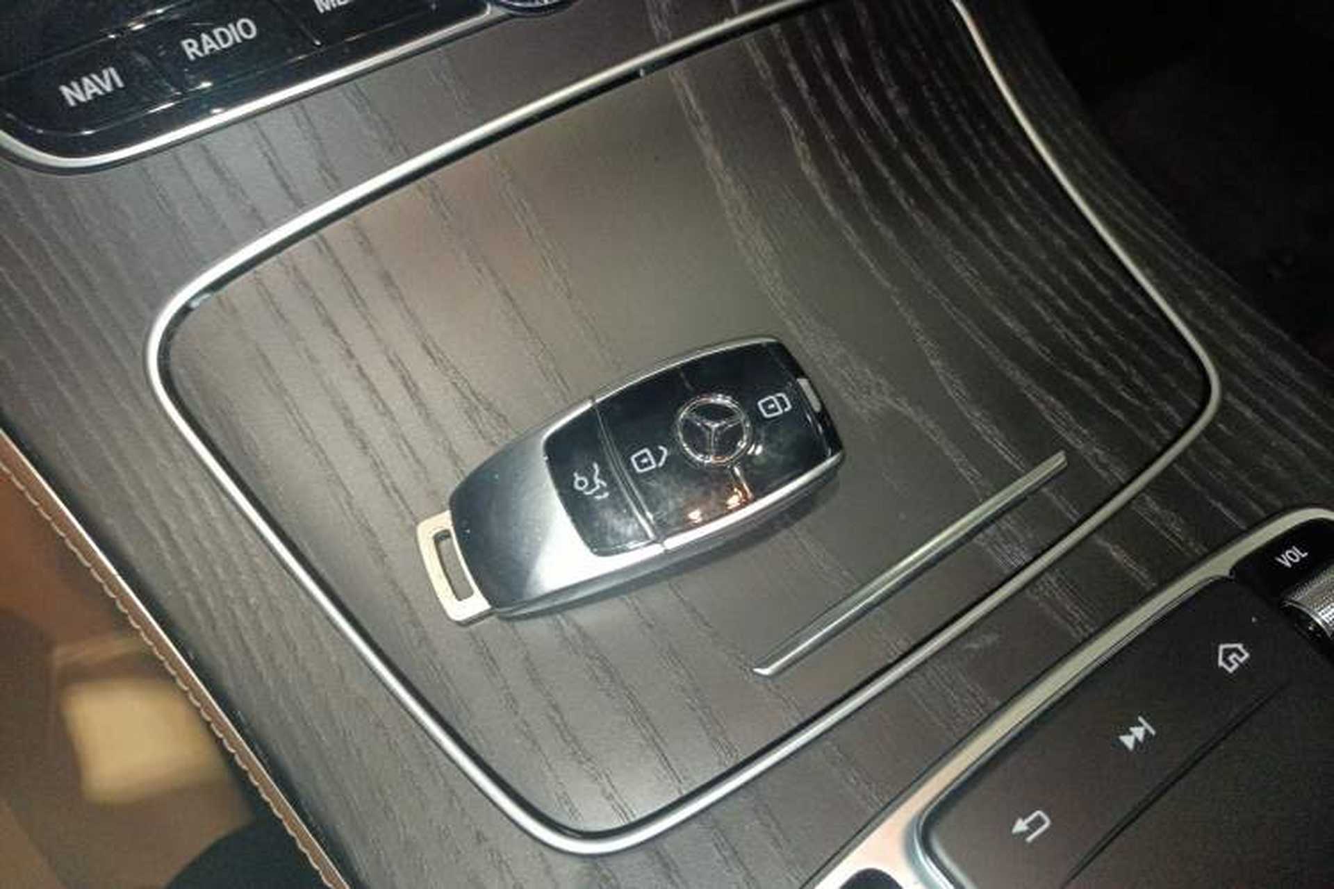 Used Mercedes-Benz E-Class 2020 Restyled E 300 L Sporty and Stylish Edition Interior 1