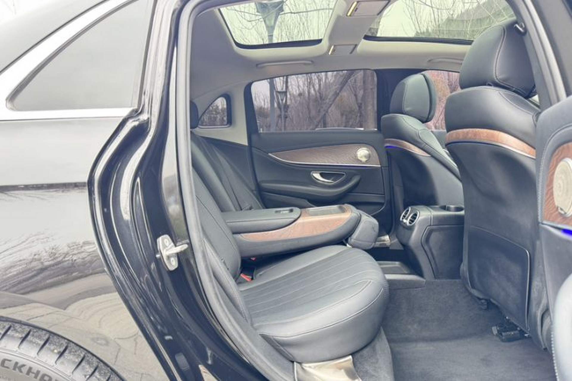 Used Mercedes-Benz E-Class 2020 E 260 L Interior 12