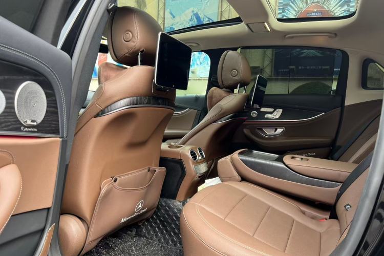 Used Mercedes-Benz E-Class 2020 E 300 L Sport Luxury Edition Interior 2