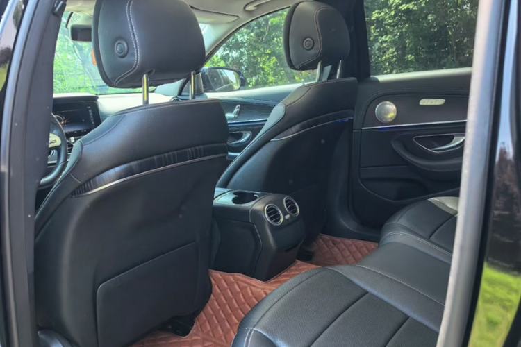 Used Mercedes-Benz E-Class 2020 Facelift E 260 L Interior 2