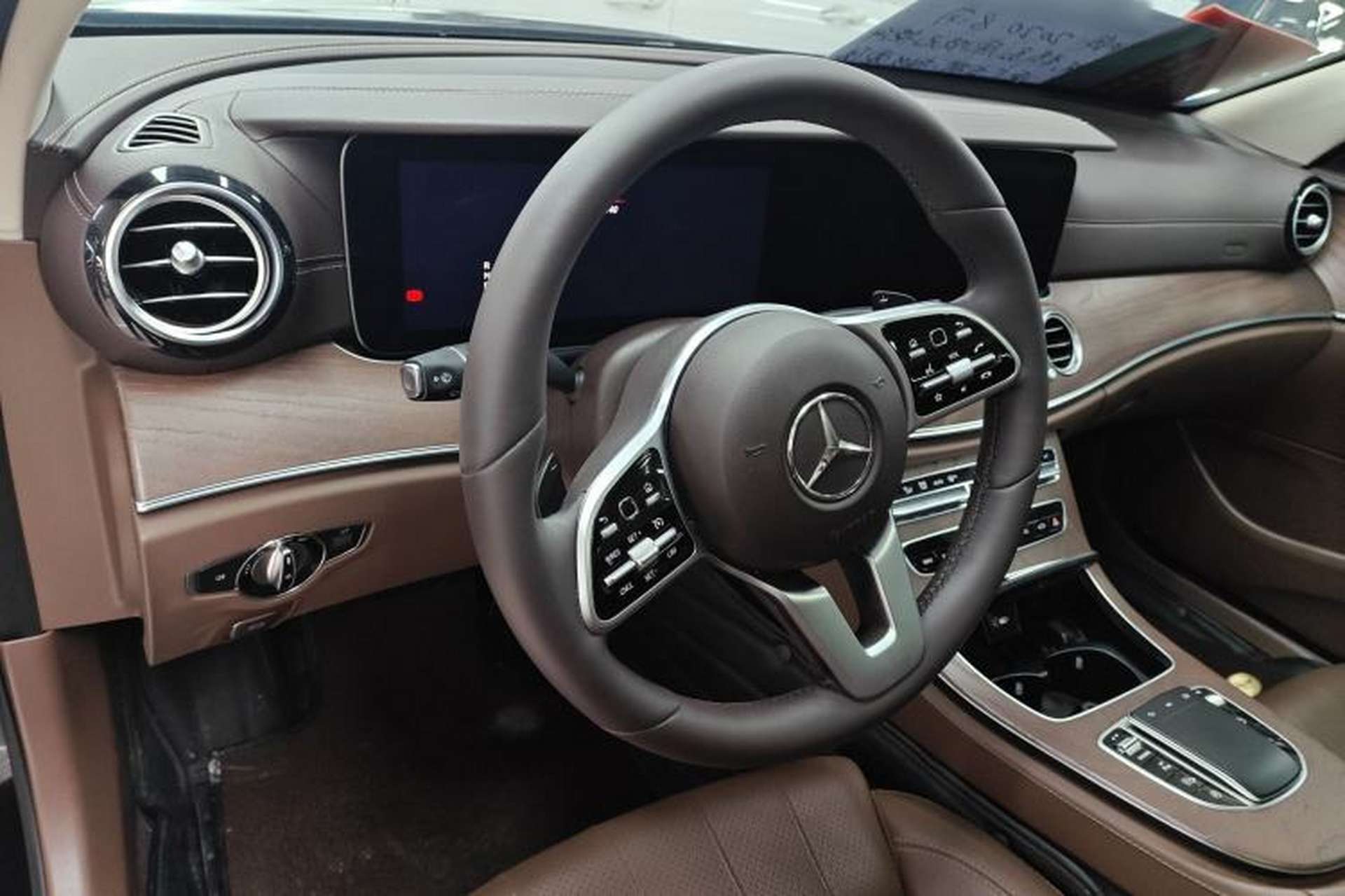 Used Mercedes-Benz E-Class 2020 Facelift E 260 L Interior 2