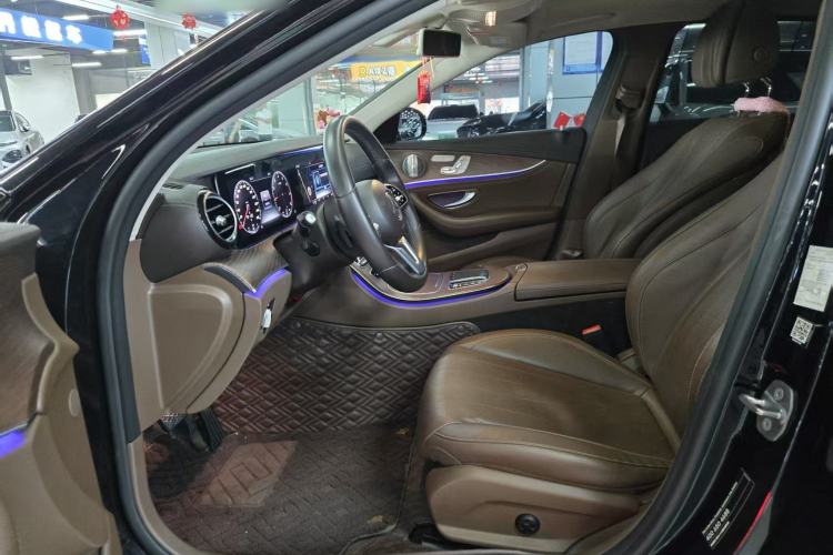 Used Mercedes-Benz E-Class 2020 E 300 L Luxury Model Interior 2