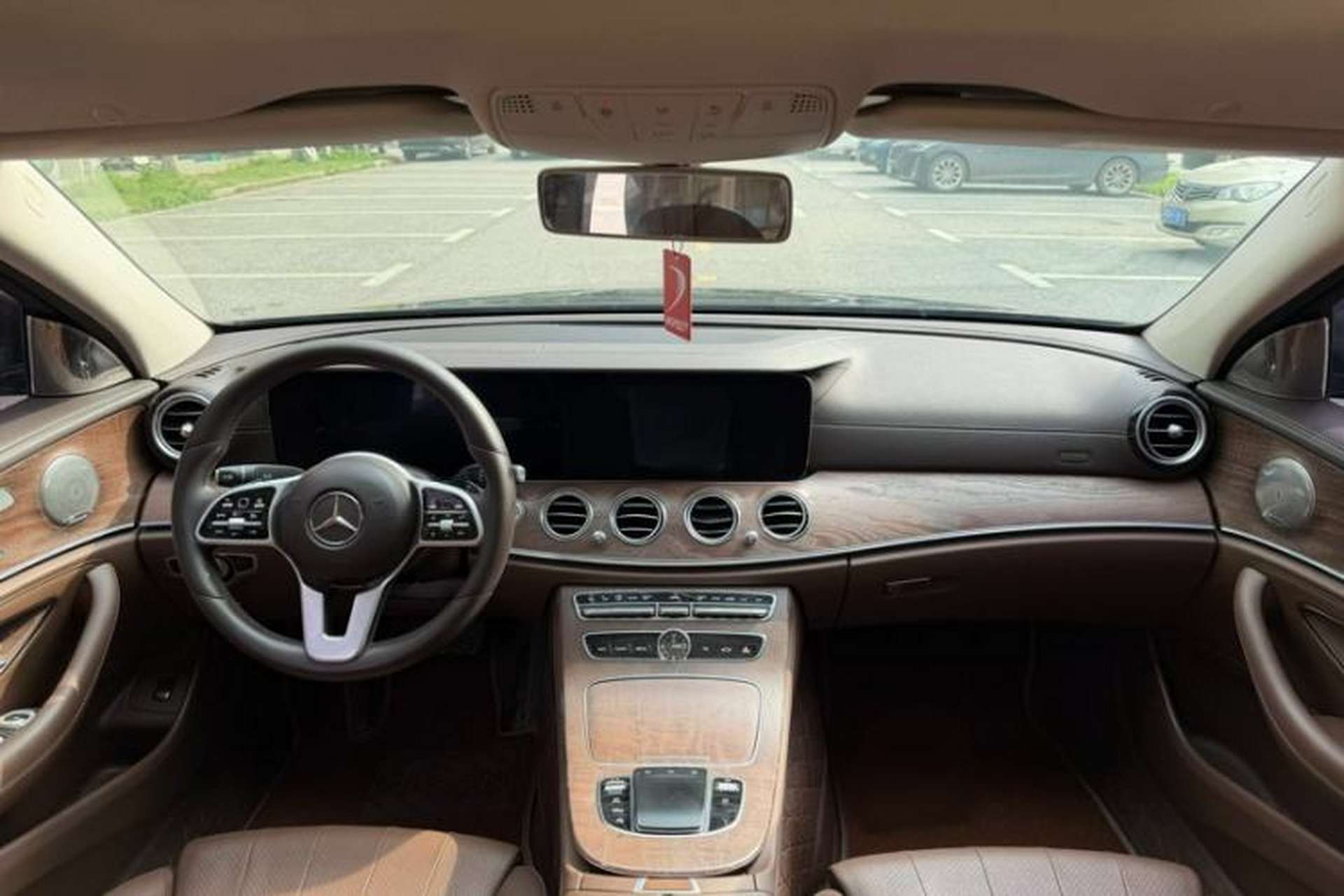 Used Mercedes-Benz E-Class 2020 E 260 L Interior 2