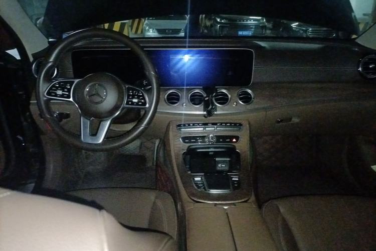 Used Mercedes-Benz E-Class 2020 E 300 L Luxury Model Interior 2