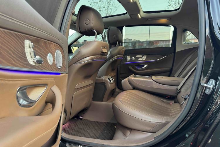 Used Mercedes-Benz E-Class 2020 Restyled E 300 L Exclusive Edition Interior 2