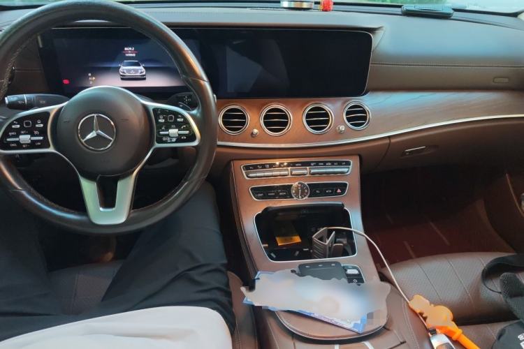Used Mercedes-Benz E-Class 2020 E 260 L Interior 2
